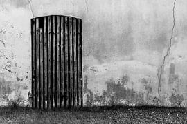 Ancienne porte de hangar en Autriche