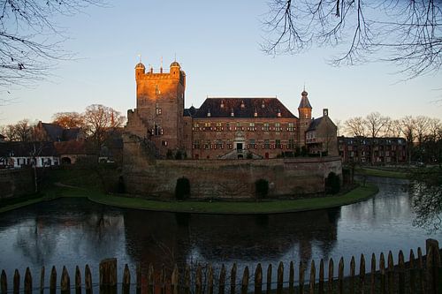 Kasteel en Huis Bergh
