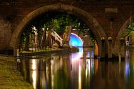 Blick durch die Jacobi-Brücke, Oudegracht in Utrecht von Donker Utrecht Miniaturansicht