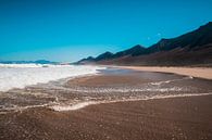 Verlaten strand van Dustin Musch thumbnail