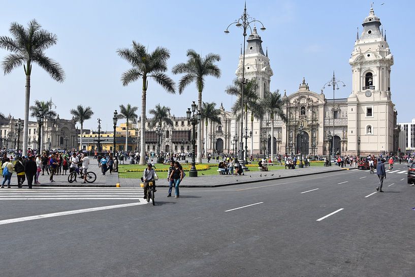Plaza de Armas, Lima van Zarina Buckert