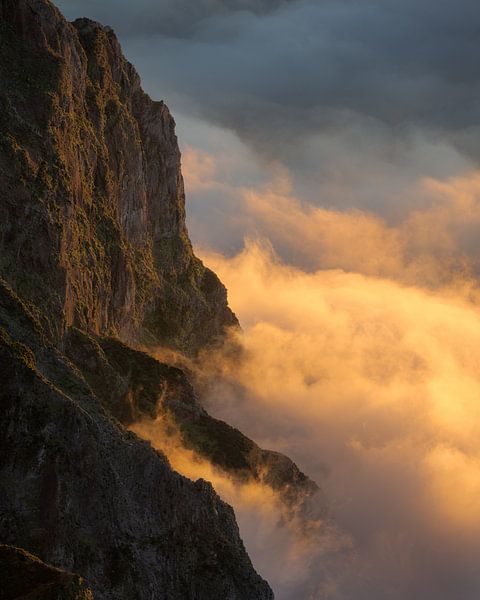 Mountain on Fire van Robin Gooijers | Fotografie