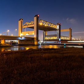 Botlekbrug in de nacht von Patrick Speters