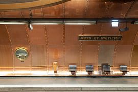 The beating heart of the Métro by Walter G. Allgöwer
