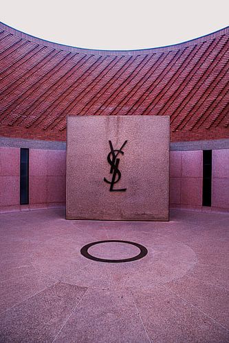 Yves Saint Laurent