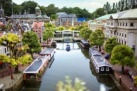 Grachten von Amsterdam (Madurodam) von Ties van Veelen
