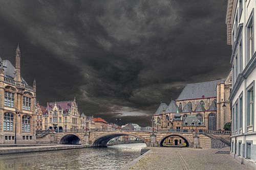 Empty streets in Gent ( Graslei / Korenlei)