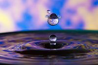 Blauwe waterdruppel
