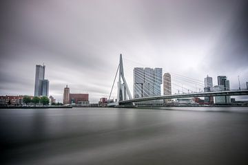 Spectacular view of the Erasmus Bridge and Kop van Zuid Rotterdam by Patrick Verhoef