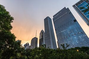 Gratte-ciel au crépuscule sur Thomas Boelaars