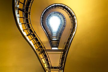 spiral staircase by Kristof Ven