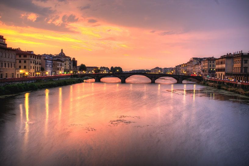 Florence by Hello Pompoyo
