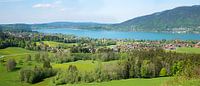 Blick auf Bad Wiessee und Tegernsee