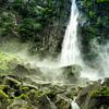 Stiebender Wasserfall im Tessin von Nicc Koch