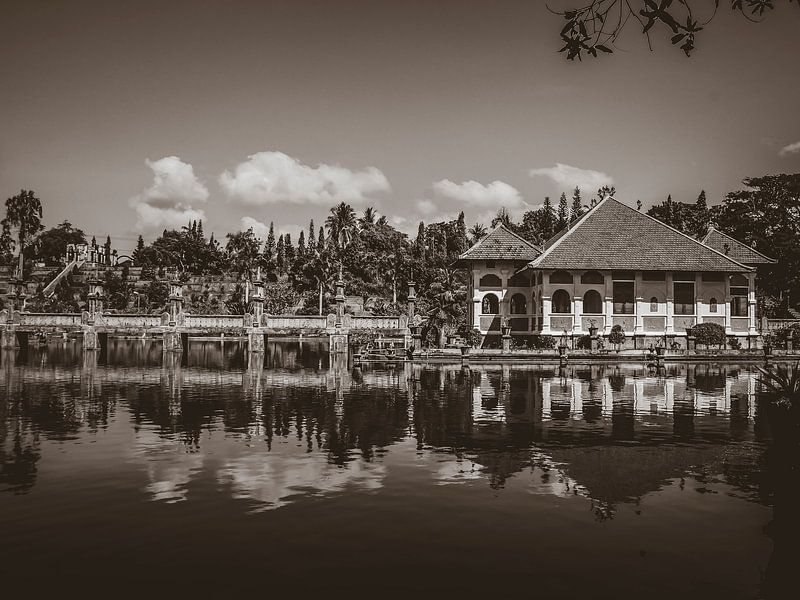 Ujung Water Paleis van Bianca  Hinnen