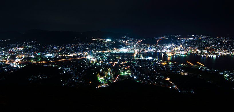 Nagasaki by night (Million Dollar View) von Meneer Bos