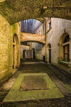 Emplacement d'Urbex, fort abandonné à la ligne de flottaison néerlandaise