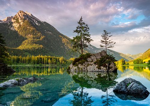 Landschapsuitzicht over de Hintersee in Ramsau Berchtesgadener Land