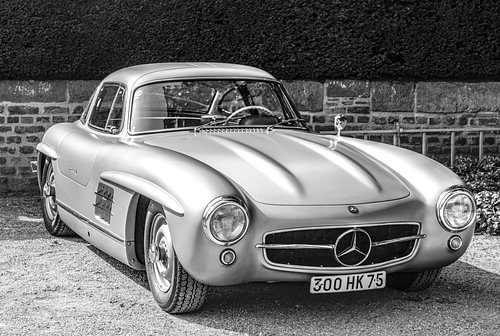 Mercedes-Benz 300 SL Gullwing klassieke sportwagen in zwart en wit