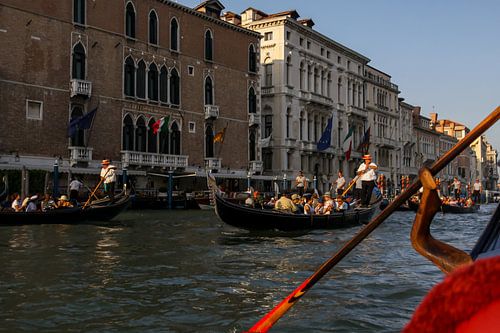 Gondoles Grand Canal Venise sur Wijgert IJlst