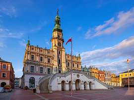 Stadhuis aan de Rynek in Zamość, Polen