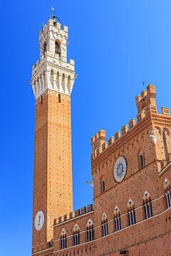 Torre del Mangia, Siena, Toscane, Italië van Henk Meijer Photography