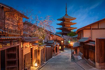 Nacht in Kyoto van Michael Abid