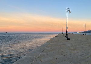 Triest - Sonnenaufgang am Meer