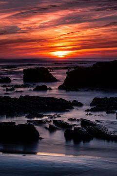 Zonsondergang aan de Algarve, Portugal van Winne Köhn