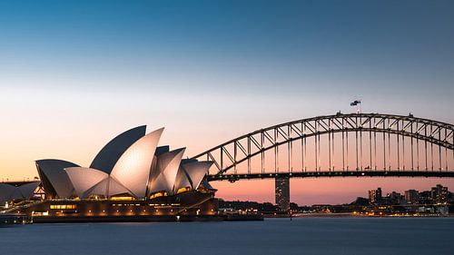 Good night Australia by Maarten Mensink