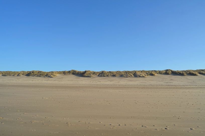 Verlassener Strand von Oostkapelle im Februar von Oostkapelle Fotografie