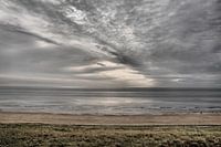 Threatening skies on sea