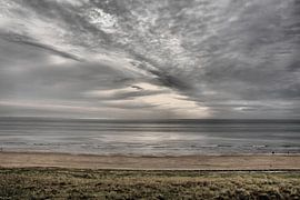 Threatening skies on sea von Kristian Oosterveen