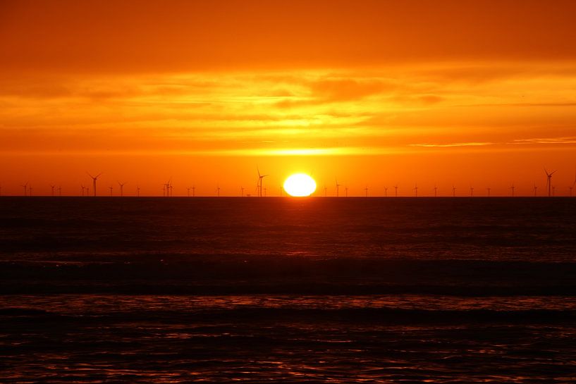 Zonsondergang Zandvoort van Christel Smits