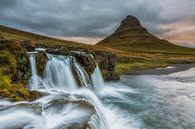 Landschap Watervallen Kirkjufell IJsland van Sander Grefte thumbnail