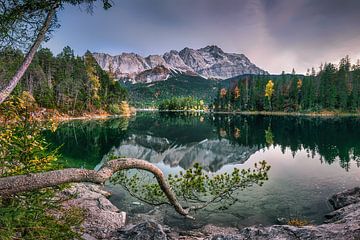 Bergsee in Bayern mit Zugspitze von Voss Fine Art Fotografie