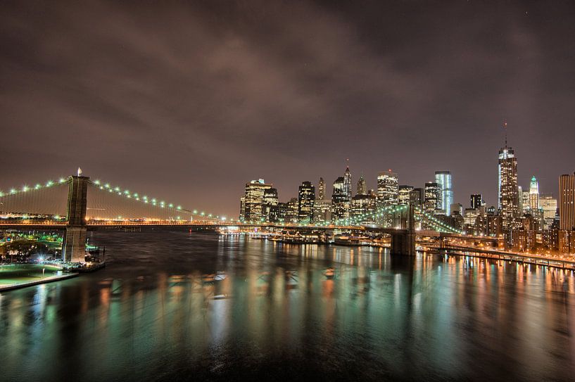 New York Brooklyn Bridge at Night van Arie-Jan Eelman