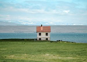 Lakeside-Haus in Island von Matthijs Van Mierlo