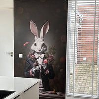 Klantfoto: Tea Time Bunny van Studio Ypie, als naadloos behang