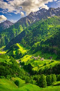Südtiroler Alpen Passeiertal idyllischer Landschaftsblick