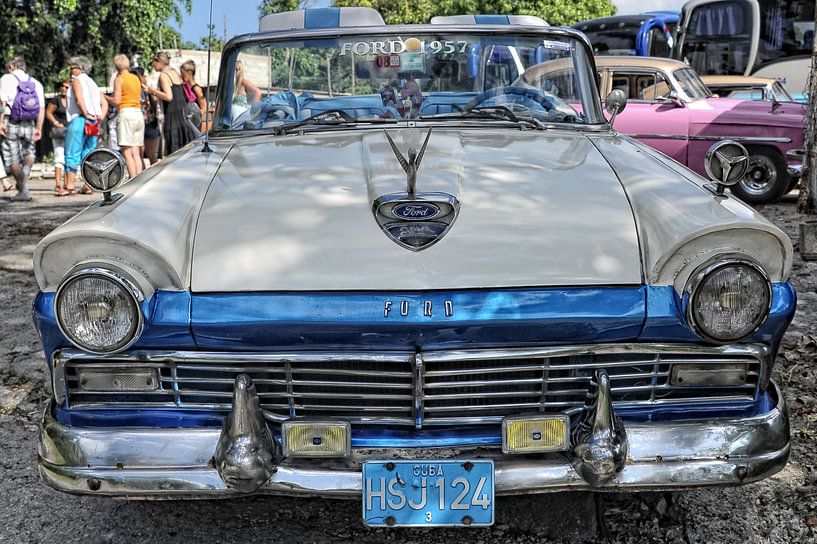 oldtimer in Cuba. by Tilly Meijer