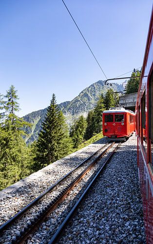 Train dans les montagnes françaises du Mont Blanc