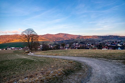 Een korte wandeling buiten de voordeur in Schmalkalden tijdens een prachtige zonsondergang - Thüringen - Duitsland