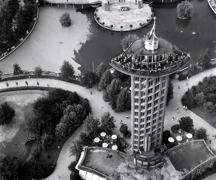 Rotterdam, ancienne tour du zoo de Blijdorp, architecte Sybold van Ravesteyn 1954 par Roel Dijkstra