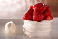 Aardbeien meringue