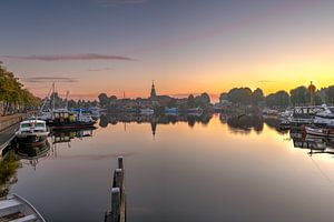 Blokzijl au quai du port sur Fotografie Ronald