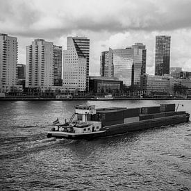 Frachtschiff in Rotterdam von Elco Smits