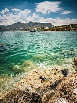 The coast on the island of Crete by Sven Hilscher