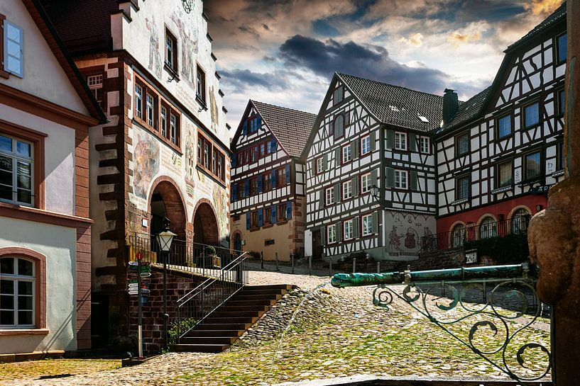 Oude stad met vakwerkhuizen van Jürgen Wiesler