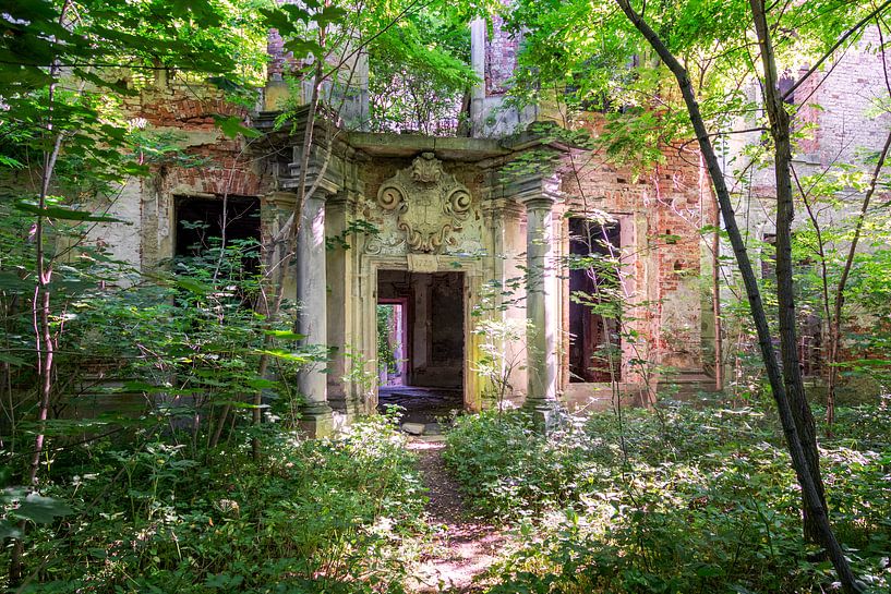 Enchanted lost place in Poland - entrance portal by Gentleman of Decay